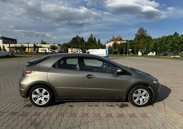 Honda Civic cena 15000 przebieg: 284372, rok produkcji 2006 z Radzionków małe 436